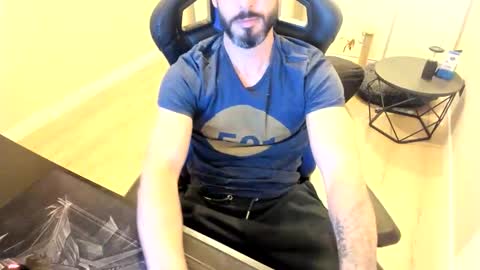 raysexparty online show from March 19, 6:35 pm