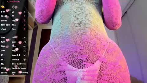 Emilly Andrea online show from December 4, 9:47 pm