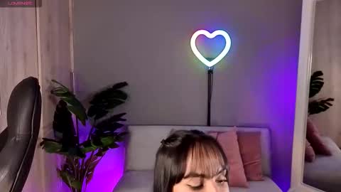 Alina Cruz online show from February 14, 2:58 am