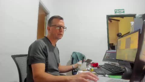 realdreamswc online show from July 15, 5:39 pm