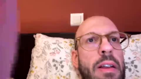 HugeSecret online show from February 1, 10:34 am