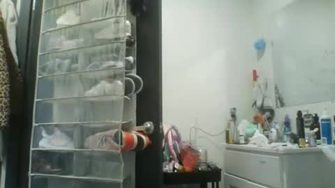 RealLivePriestess333 online show from November 7, 4:09 pm