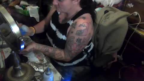reallyredrum69th online show from May 5, 6:08 am