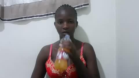 queen online show from October 11, 6:55 pm