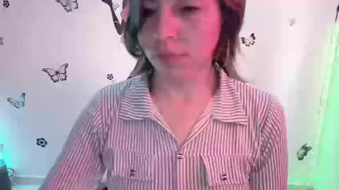 Rebbeca online show from March 12, 1:37 pm