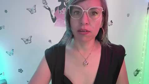 Rebbeca online show from March 24, 12:33 pm