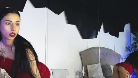 Danielle online show from February 27, 8:01 pm