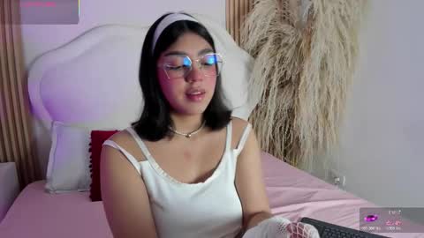 rebeca_taylor_ online show from March 3, 3:24 am