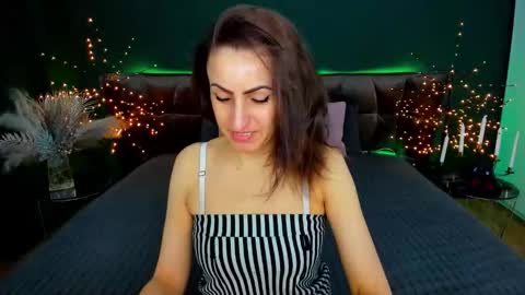 rebecca_diamonds online show from February 23, 7:10 am