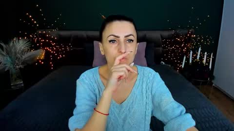 rebecca_diamonds online show from February 16, 6:44 am