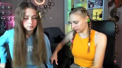 rebecca_smile_ online show from October 17, 12:31 pm