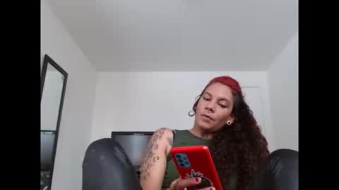 Instagram Valerie yourdream online show from March 24, 5:19 pm