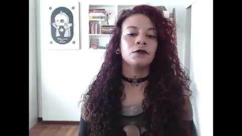 Instagram Valerie yourdream online show from April 13, 4:22 pm