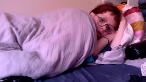 redcassie666 online show from May 8, 1:06 pm