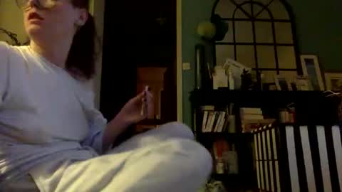 redcassie666 online show from June 7, 3:22 am