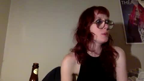 redcassie666 online show from May 22, 11:22 pm