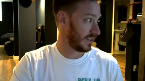 reddawg14 online show from June 23, 11:11 pm
