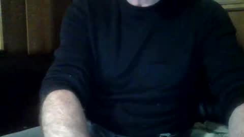 redfox60010 online show from April 20, 10:35 pm