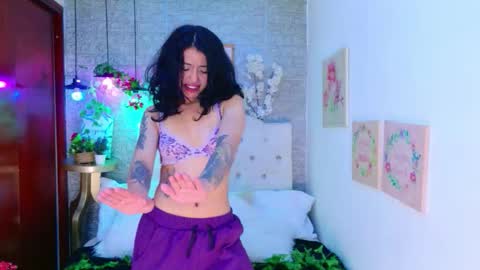 Lili Lopez online show from February 20, 7:49 pm