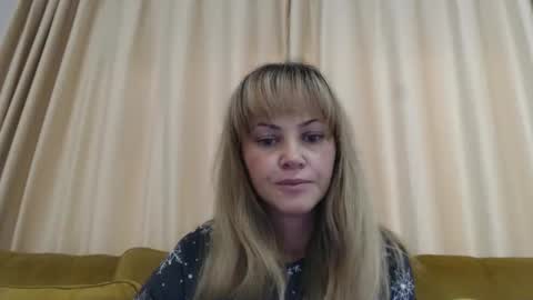 RedJessica online show from October 19, 5:23 am