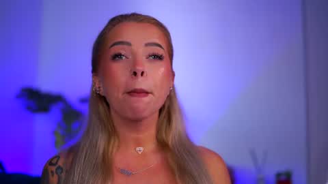 Lara online show from July 15, 10:31 am