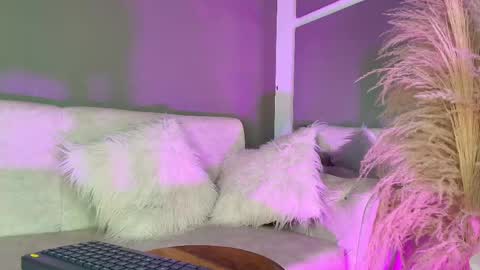 RED VELVET online show from May 10, 3:57 am