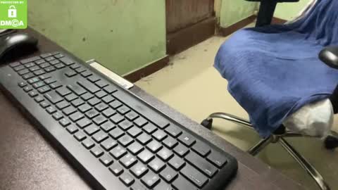 RedDevil online show from December 1, 6:10 pm