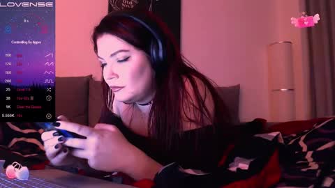 Snapshot of redyari chatting on January 31, 10:42 pm Red online show from January 31, 10:42 pm