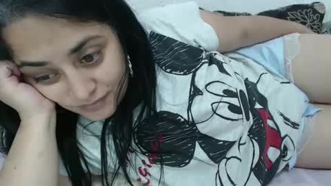 Reea online show from December 3, 9:26 pm