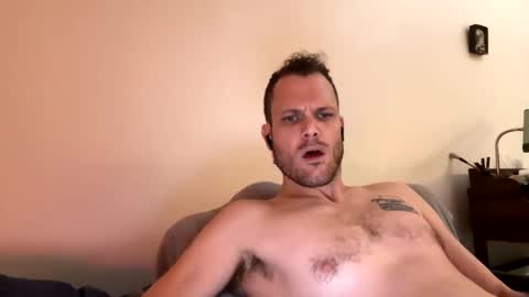 Reed Thomas online show from December 23, 3:23 am