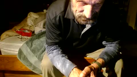 reeebokrick online show from December 10, 6:01 am