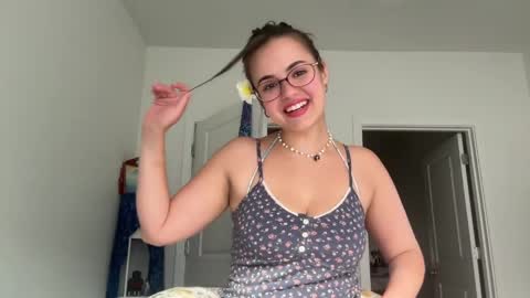 Its Reginaaa  online show from June 4, 1:44 am