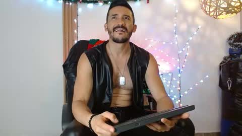   REIKO  online show from December 17, 4:03 pm