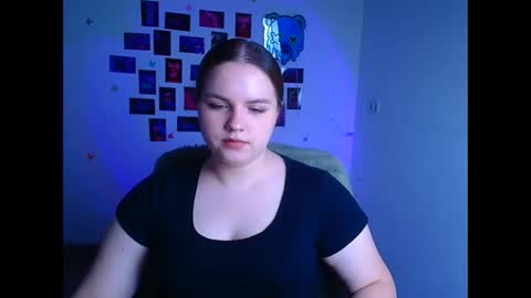 Reina online show from March 9, 6:40 am