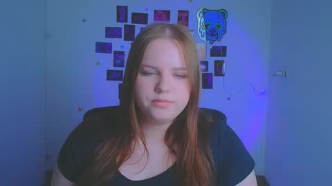 Reina online show from April 29, 11:37 am