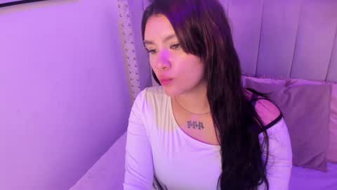 Rem  online show from December 5, 10:40 pm