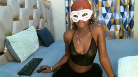 remmyqueen online show from February 9, 5:11 am