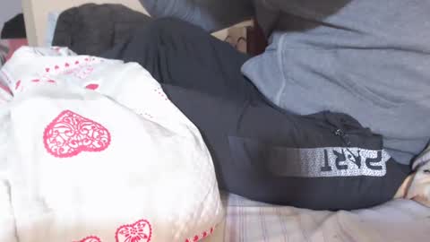 Your Little Shy Boy online show from December 7, 5:37 pm