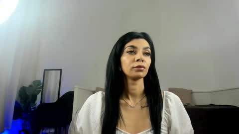 Rena online show from March 25, 5:03 am