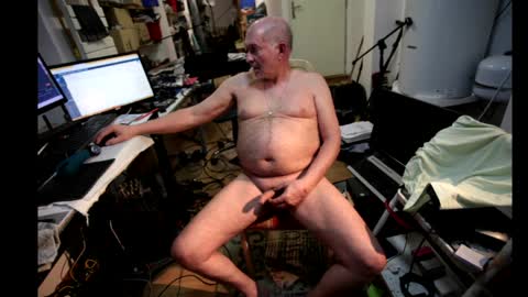 renefr online show from April 10, 10:25 pm