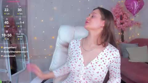 Renesmy online show from February 26, 1:20 am