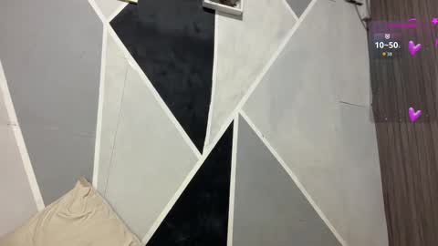 HAZEL online show from March 27, 8:26 am