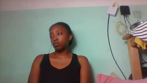 rhesa404090 online show from February 25, 9:57 am