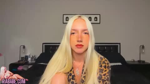 ria  online show from October 1, 3:38 am