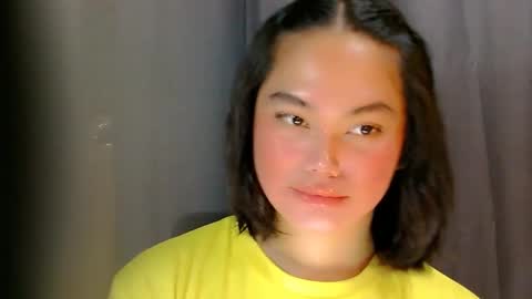 ricadelight online show from April 28, 3:27 pm