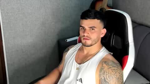 ricardogonzalez666 online show from November 5, 1:18 am