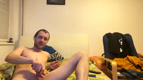 ricciardio online show from March 3, 8:32 pm