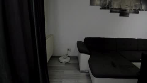 RichardDarell online show from March 4, 6:43 am