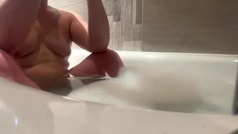 Snapshot of richcockxox chatting on February 7, 7:07 am Player X online show from February 7, 7:07 am