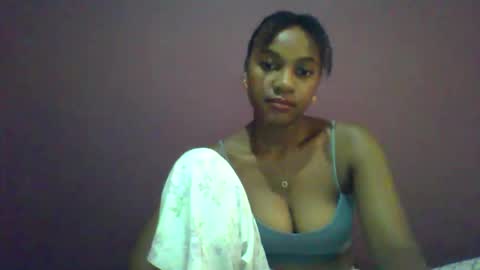 ricie001 online show from March 5, 8:23 am